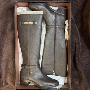 Coach new 9M Sullivan Safari leather boots